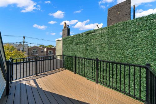 2-604 Palisade Ave, Jersey City, NJ, 07307-1024 | Card Image