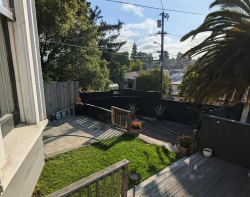 3057 Lynde St, Oakland, CA, 94601-2741 | Card Image