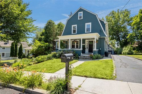 56 Somerset St, East Greenwich, RI, 02818-3221 | Card Image