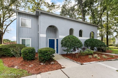 1302-3270 Ricky Dr, Jacksonville, FL, 32223-7821 | Card Image