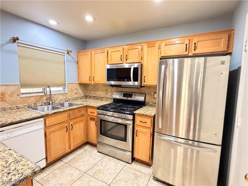 177-4555 E Sahara Ave, Las Vegas, NV, 89104-6364 | Card Image