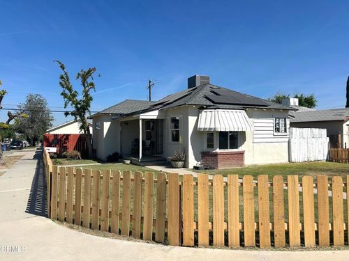 100 E Kern St, Taft, CA, 93268-3234 | Card Image