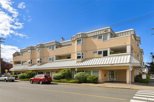 301-2490 Bevan Ave, Sidney, BC, V8L5C6 | Card Image