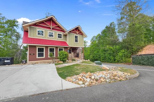 906 Whittlers Way, Gatlinburg, TN, 37738 | Card Image