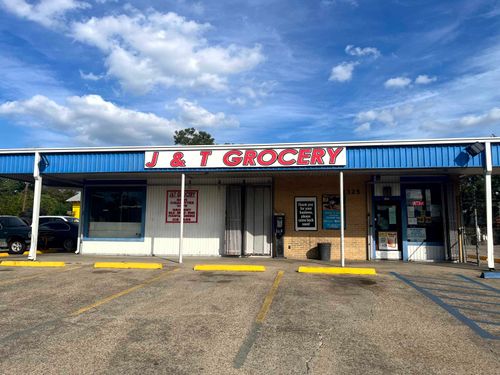 2325 S 4th St, Beaumont, TX, 77701-6607 | Card Image