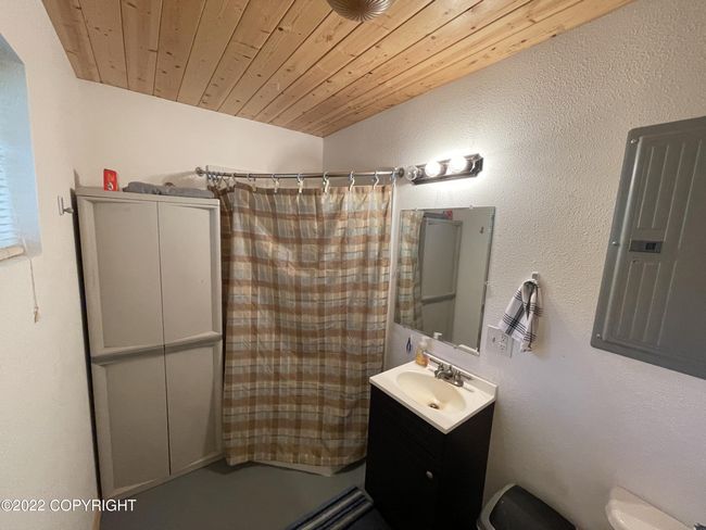 Bathroom | Image 11