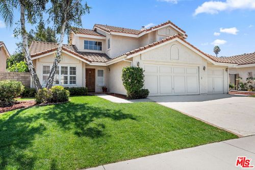 4012 N Cedarpine Ln, Moorpark, CA, 93021-2855 | Card Image