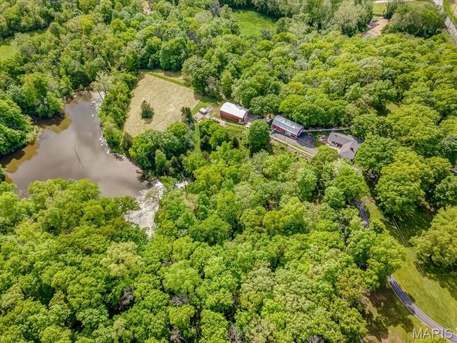 3004 Hh Rd, House other with 2 bedrooms, 4 bathrooms and 2 parking in Waterloo IL | Image 68