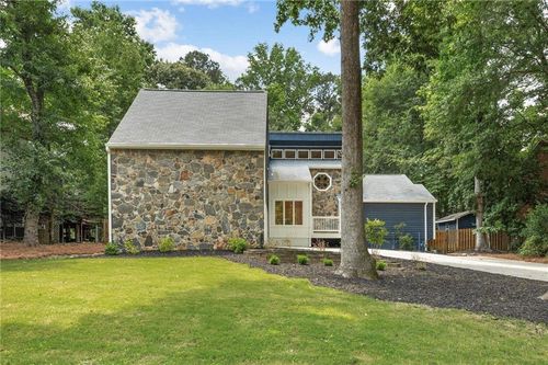 5296 Amhurst Dr, Peachtree Corners, GA, 30092-1620 | Card Image