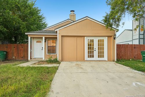 9738 Valley Crst, San Antonio, TX, 78250-4860 | Card Image