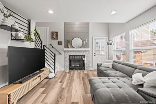 apt-11-932 S Dearborn Way, Aurora, CO, 80012-3758 | Card Image