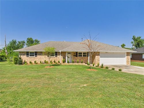 912 S 16th St, Rogers, AR, 72758-5010 | Card Image
