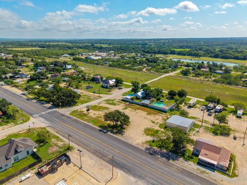 17-18-19-20-21-22-0 N Broadway St, Mertzon, TX, 76941 | Card Image
