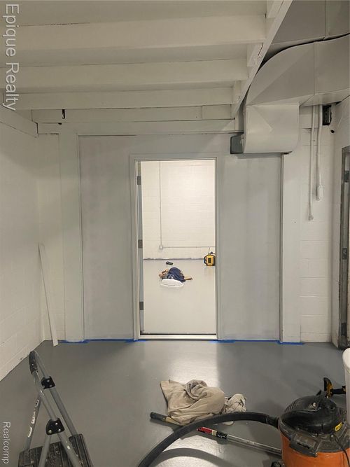 13560 Auburn St, Detroit, MI, 48223-3415 | Card Image