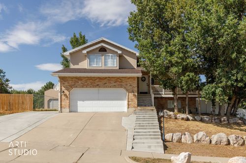 2275 E 3350 N, Layton, UT, 84040-8453 | Card Image