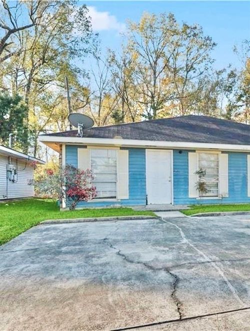 a-1409 Hooks Dr, Hammond, LA, 70401-2213 | Card Image