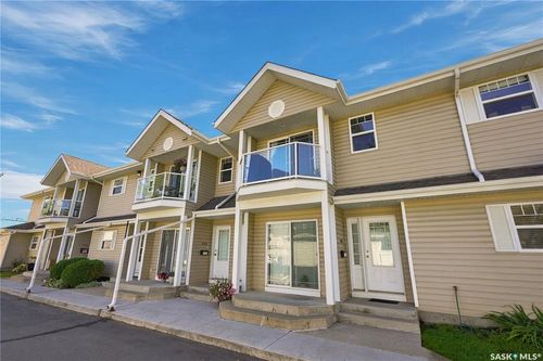 201i-141 105th Street W, Saskatoon, SK, S7N1N3 | Card Image