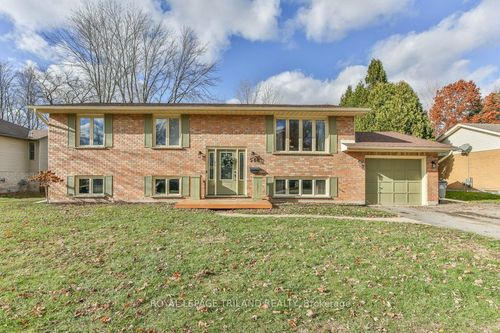 548 Pamela Dr, Mount Brydges, ON, N0L1W0 | Card Image