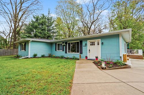 3488 N Vankal St, Kalamazoo, MI, 49009-8550 | Card Image