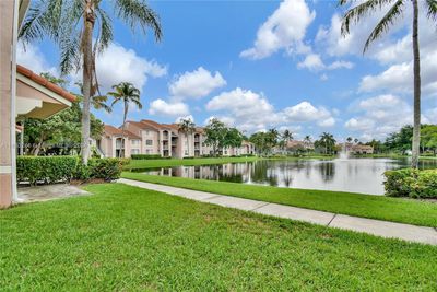 205 - 12160 Saint Andrews Pl, Condo with 2 bedrooms, 1 bathrooms and null parking in Miramar FL | Image 3