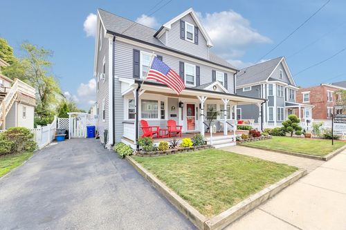 1816 River St, Boston, MA, 02136-1433 | Card Image