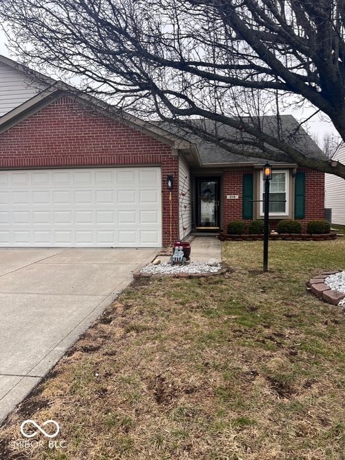 216 Rapid Rill Ln, Brownsburg, IN, 46112-2151 | Card Image