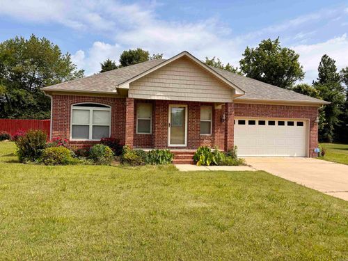 600 Meadow Lynn Dr, Morrilton, AR, 72110-4743 | Card Image