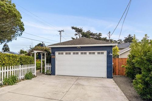 499 Sonora Ave, Half Moon Bay, CA, 94019 | Card Image