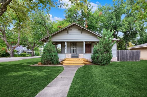 411 S Colorado St, Celina, TX, 75009-6445 | Card Image