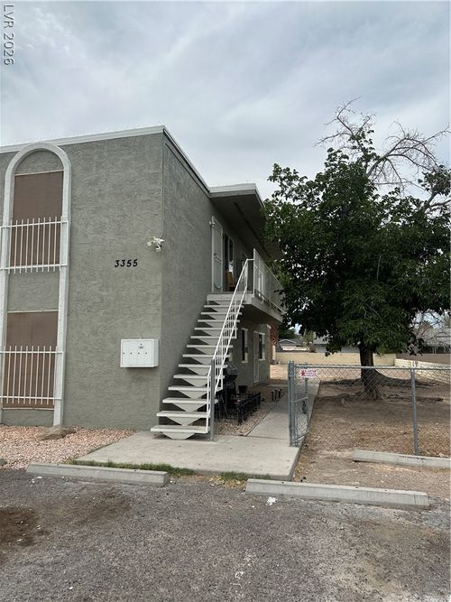 4-3355 Sylvia St, Las Vegas, NV, 89121-3443 | Card Image