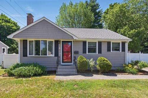 55 Rogers Dr, Stoughton, MA, 02072-3234 | Card Image