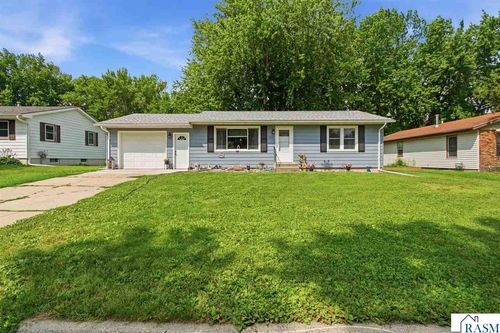 1213 Nw 3rd Street, Waseca, MN, 56093 | Card Image