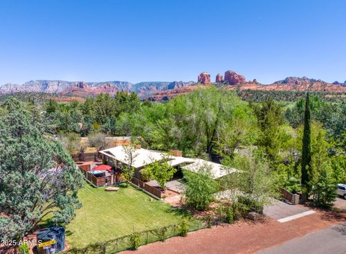 18 Disney Ln, Sedona, AZ, 86336-9127 | Card Image