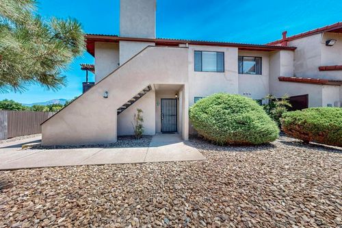 6093 Mckinney Dr Ne, Albuquerque, NM, 87109-3539 | Card Image