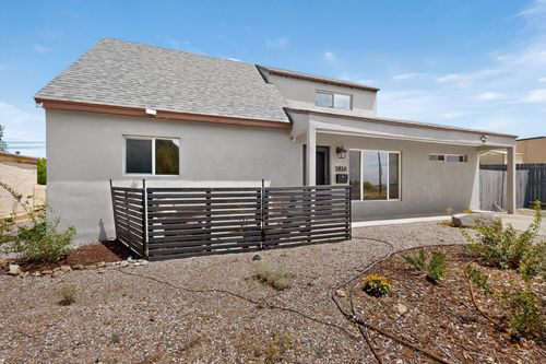 1816 Stanford Dr Se, Albuquerque, NM, 87106-3325 | Card Image