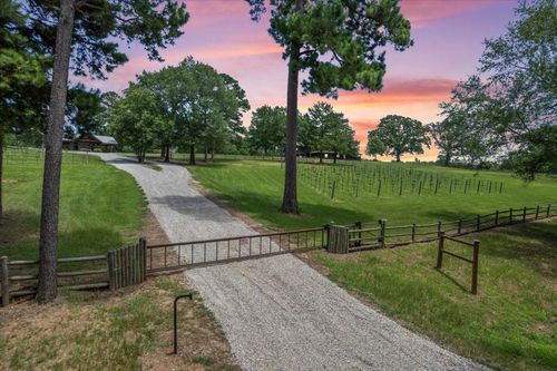 2575 Cr 2474, Mineola, TX, 75773 | Card Image