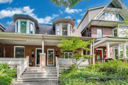 92 Dearbourne Ave, Toronto, ON, M4K1M7 | Card Image