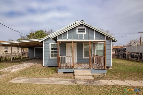 409 E Empresario St, Refugio, TX, 78377-3114 | Card Image