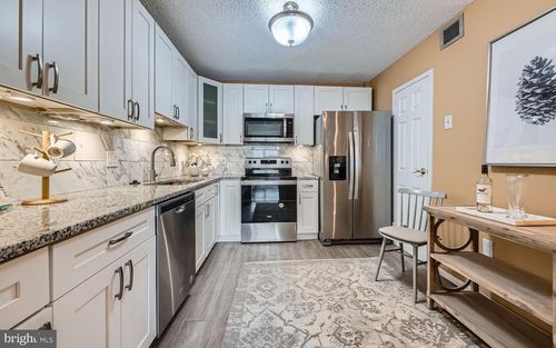 apt-808-205 Joppa Rd, TOWSON, MD, 21286-3298 | Card Image