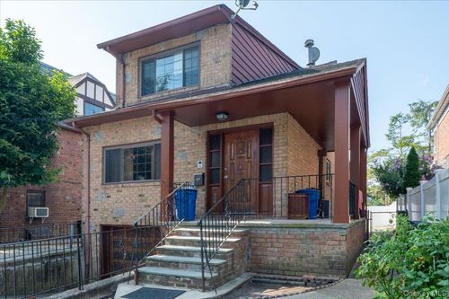16608 29th Ave, Flushing, NY, 11358-1402 | Card Image