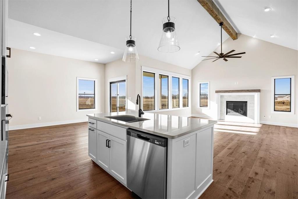 1221 Larkspur Place, For Sale in Raymore Zoocasa