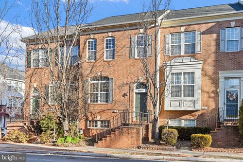 46223 Wales Ter, STERLING, VA, 20165-8745 | Card Image