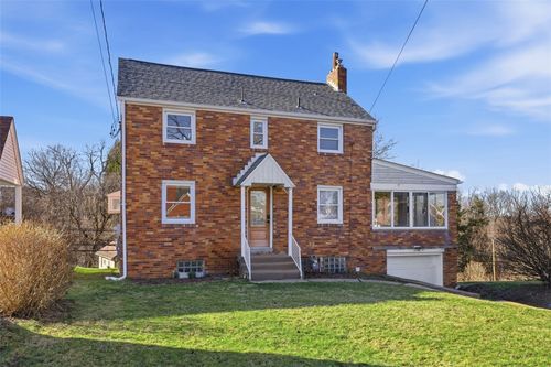 1900 Beechford Ave, Coraopolis, PA, 15108-3008 | Card Image