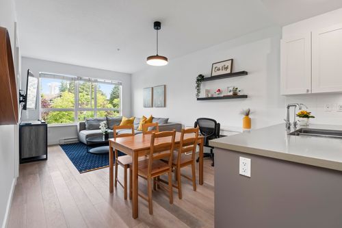416 - 3399 Noel Dr, Condo with 1 bedrooms, 1 bathrooms and 1 parking in Burnaby BC | Card Image