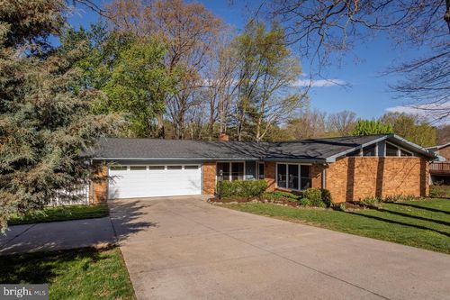 322 Erickson Ave, ROCKINGHAM, VA, 22801-4627 | Card Image