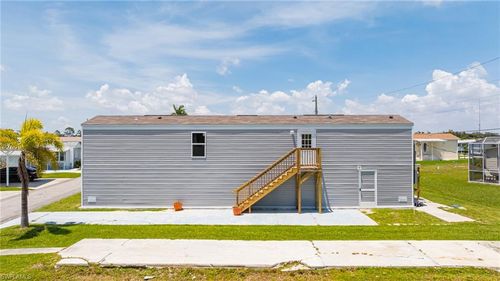 20751 Garden Dr, ESTERO, FL, 33928-2679 | Card Image