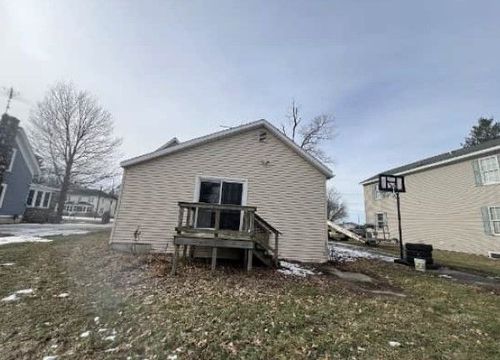53441 Fulton Rd, Leonidas, MI, 49066-9400 | Card Image