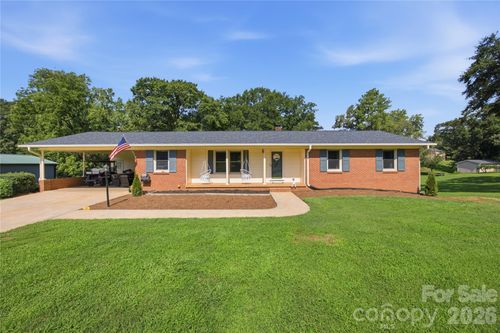 1002 Brookhaven Dr, Shelby, NC, 28152-8616 | Card Image