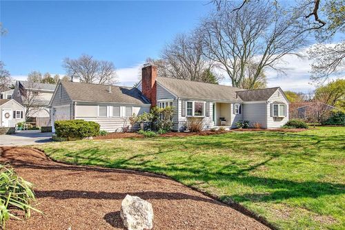 25 Belton Dr, Barrington, RI, 02806-1605 | Card Image