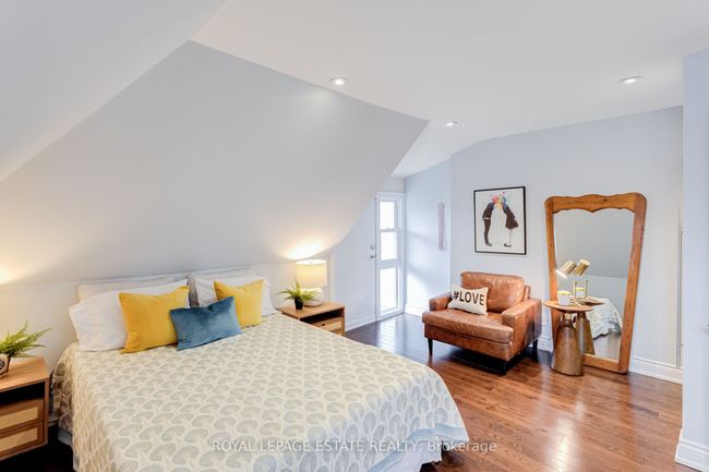 7 Delaware Ave, House attached with 5 bedrooms, 5 bathrooms and 1 parking in Toronto ON | Image 38